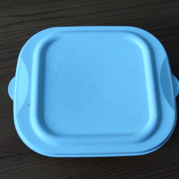 Tupperware 2qt oven safe dish - Picture 3 of 6